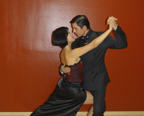 tango dancers