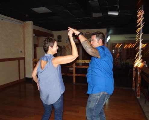 single's Country dance lessons